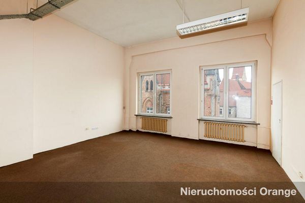 Rzut [T07068] Grzegorza Piramowicza 20 - T07068