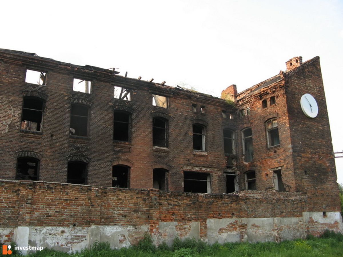 Zdjęcie Apartamentowce przy Krowiej 6 i Sierakowskiego 5 (Port Praski) fot. Polex 