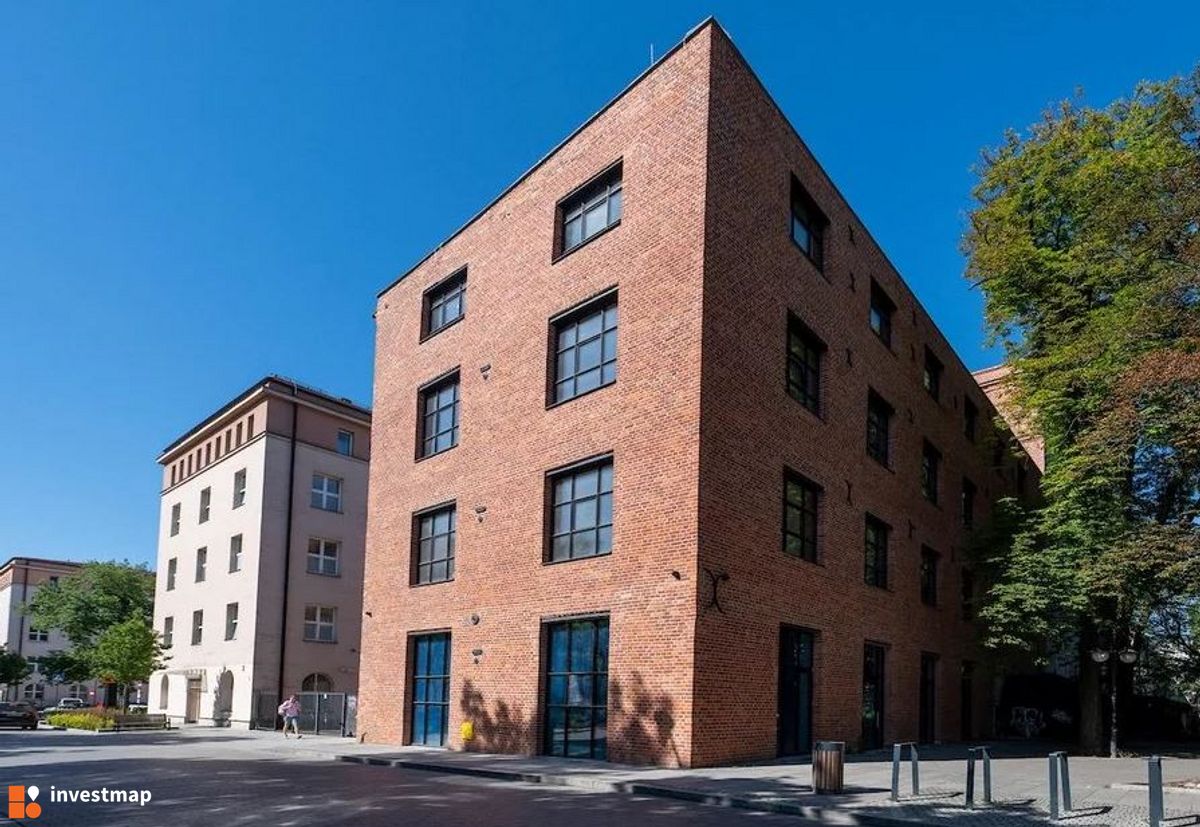 Zdjęcie Komuny Paryskiej 6 fot. Orzech 