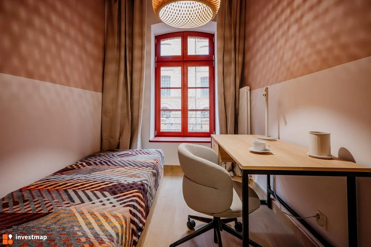 Zdjęcie Remont famuły, ul. Ogrodowa 24 fot. Wojciech Jenda