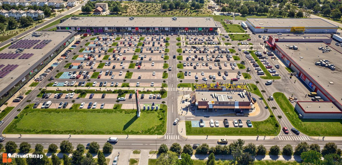 Wizualizacja BIG Konstantynów dodał Orzech 