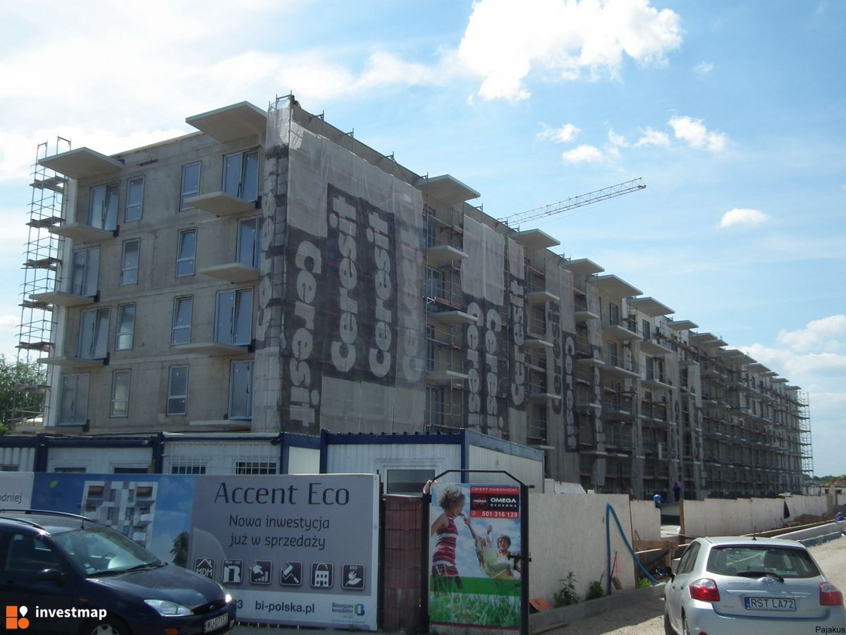 Zdjęcie [Warszawa] Budynek wielorodzinny "Accent Vert" fot. Pajakus 