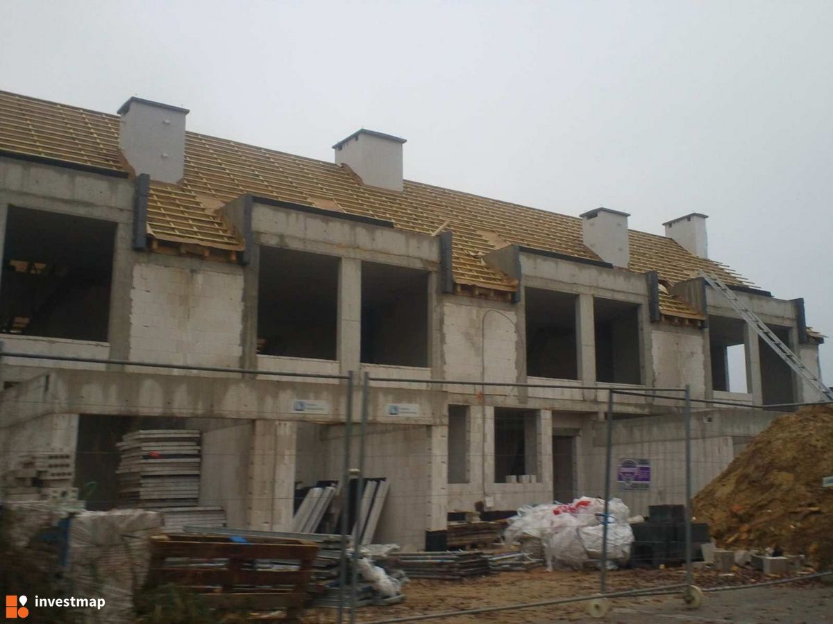 Zdjęcie [Wrocław] Osiedle domów jednorodzinnych na ul. Figowej (Stabłowice) fot. Orzech 