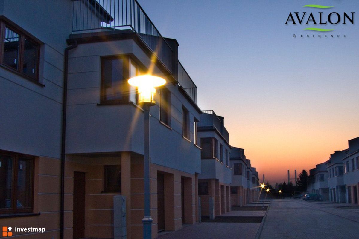 Wizualizacja [Warszawa] Osiedle domów jednorodzinnych "Residence Avalon" dodał Jan Hawełko 