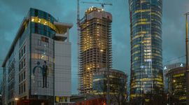 W Warszawie postępują prace na budowie nowego, 174-metrowego wieżowca The Bridge [FILMY]