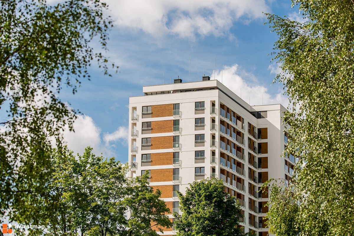 Zdjęcie [Poznań] Osiedle "Red Park" i Galeria "Dębiec" fot. Jan Hawełko 