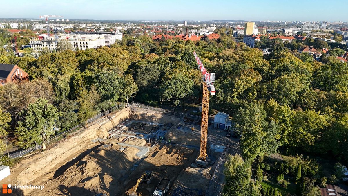 Zdjęcie Kryta pływalnia, ul. Taborowa fot. Orzech 