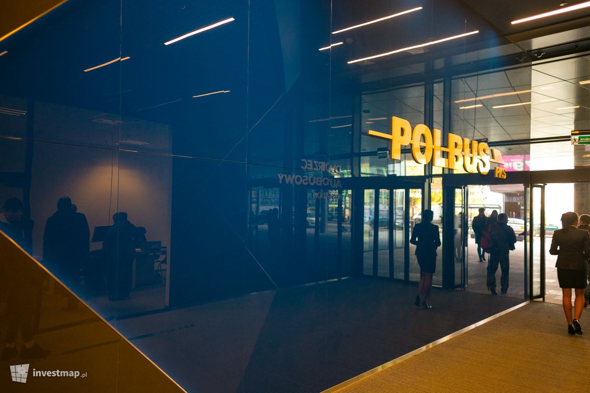 Zdjęcie [Wrocław] Dworzec PKS Polbus 