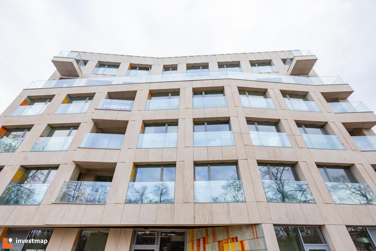Zdjęcie [Warszawa] Apartamentowiec "Bohaterów Getta 4" fot. Jakub Zazula 