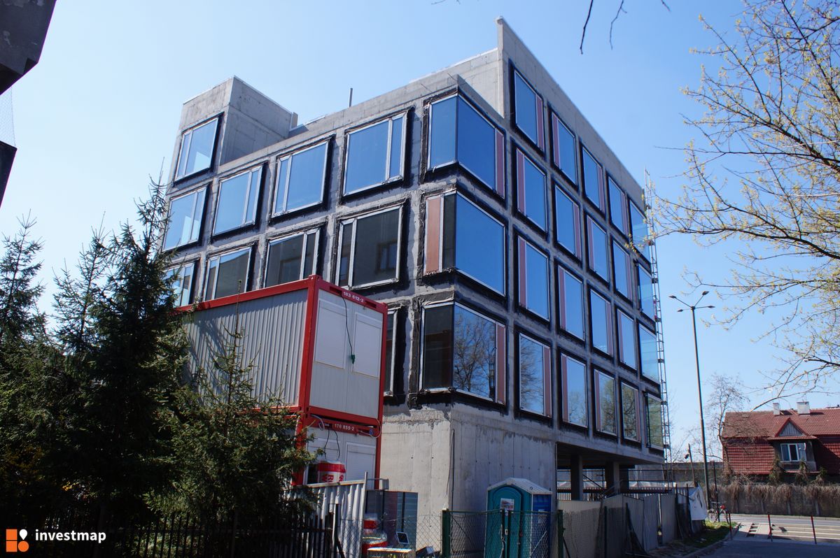 Zdjęcie Office, Al. 29 Listopada fot. Damian Daraż 