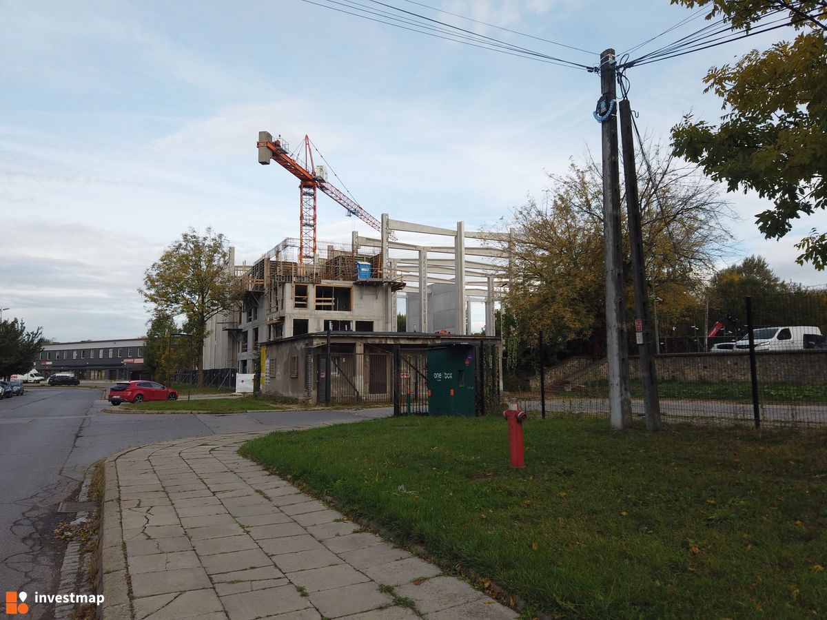 Zdjęcie Hala magazynowa, ul. Makuszyńskiego fot. Damian Daraż 