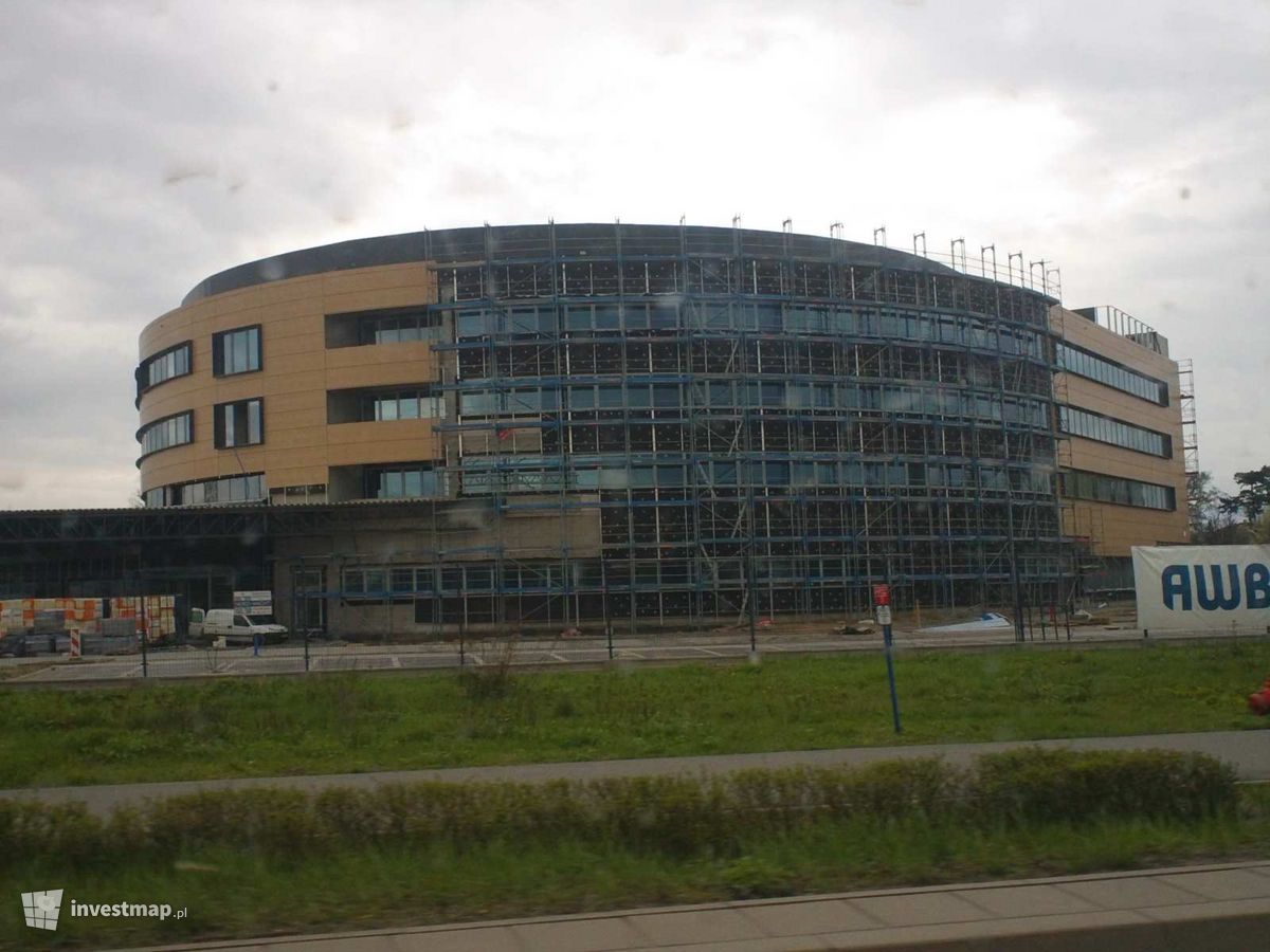 Zdjęcie [Wrocław] Wrocławskie Centrum Rehabilitacji i Medycyny Sportowej fot. Orzech 