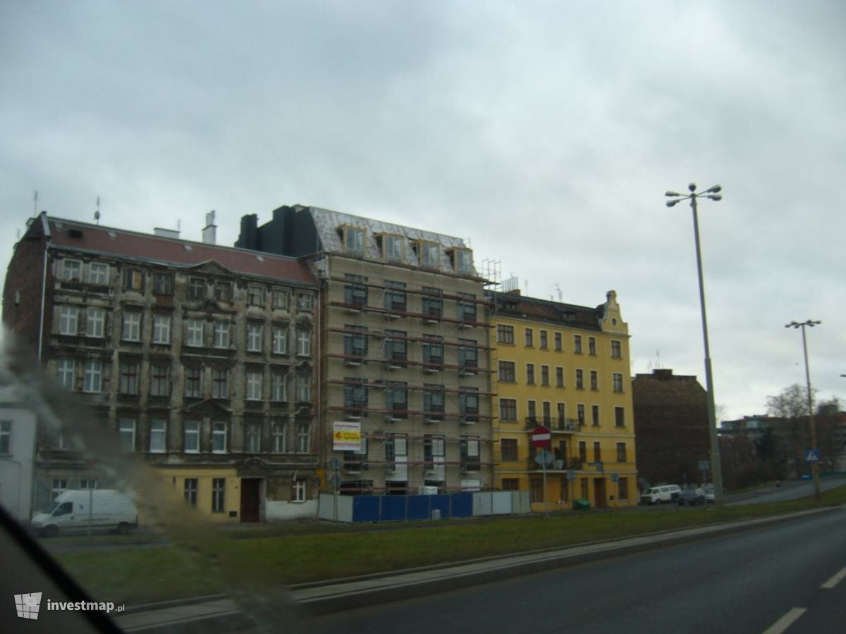 Zdjęcie [Wrocław] Budynek wielorodzinny "Witolda 80" fot. Orzech 