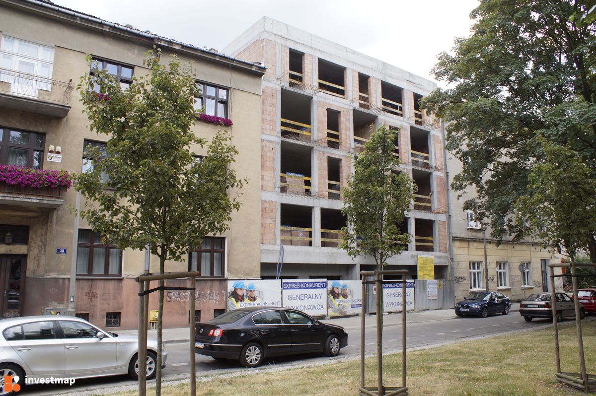 Zdjęcie [Kraków] Budynek Mieszkalny, ul. Skwerowa 32 fot. Damian Daraż 
