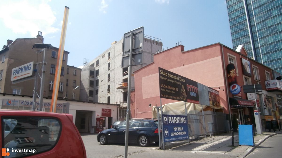 Zdjęcie [Poznań] Plomba, ul. Półwiejska 47 fot. Jan Augustynowski
