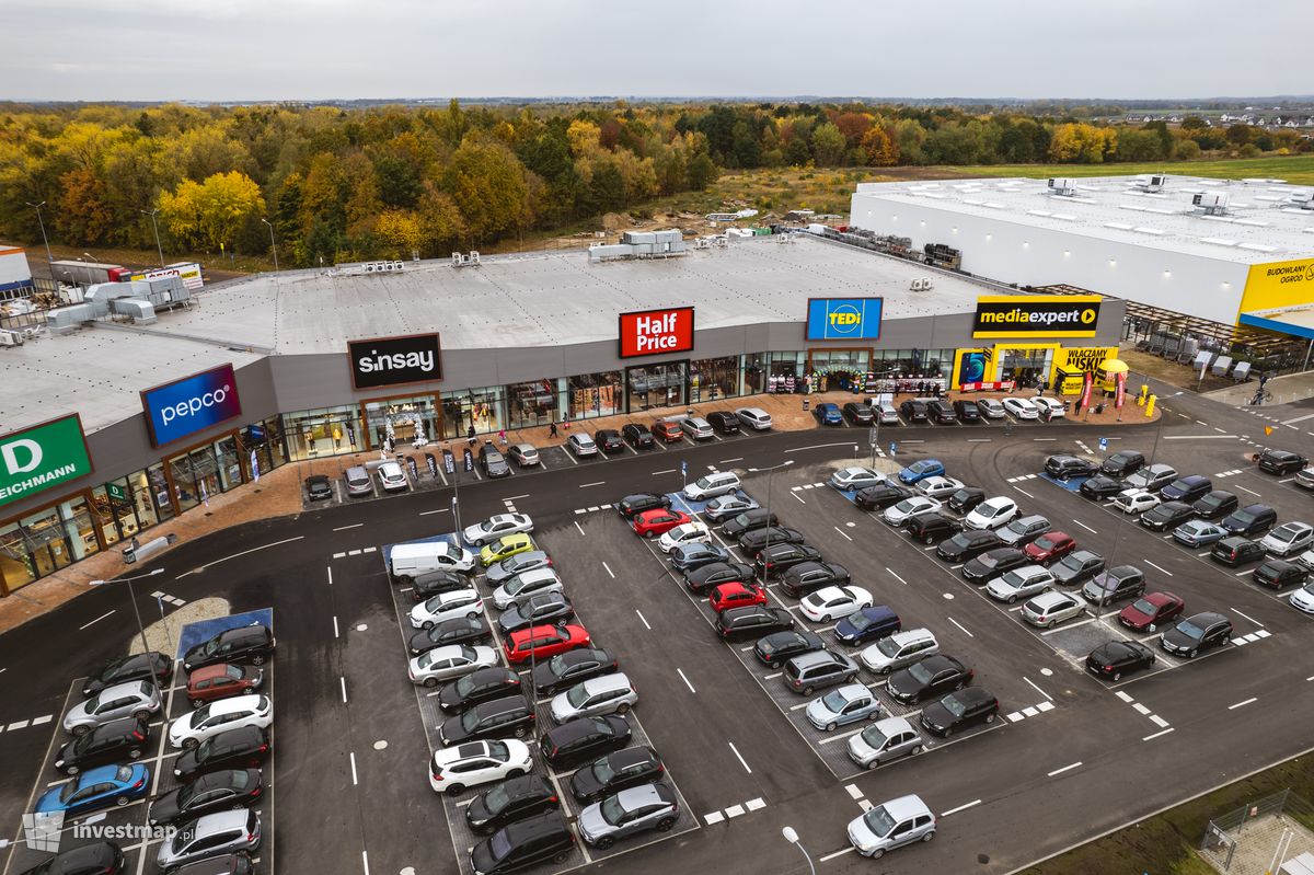Zdjęcie Retail park w Lipniku 