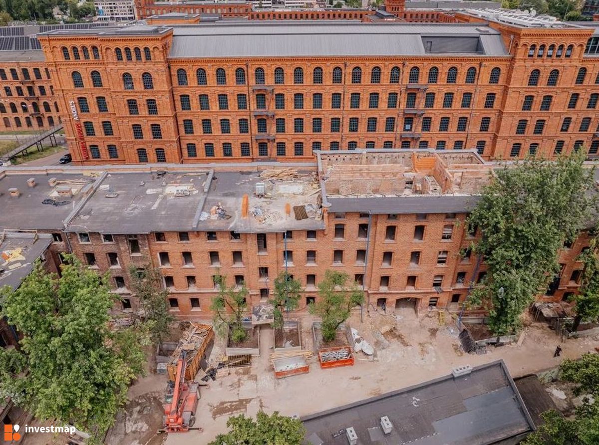 Zdjęcie Remont famuły, ul. Ogrodowa 24 fot. Orzech 