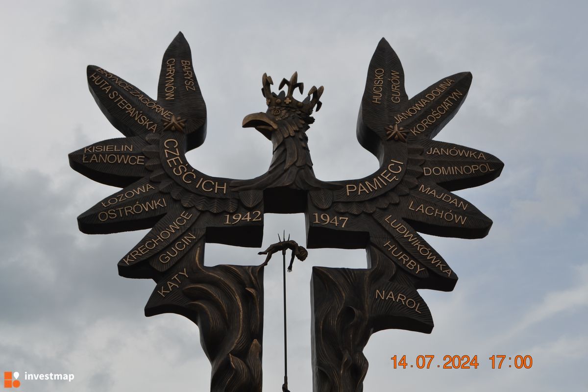 Zdjęcie Pomnik Rzeź Wołyńska fot. Damian Daraż 