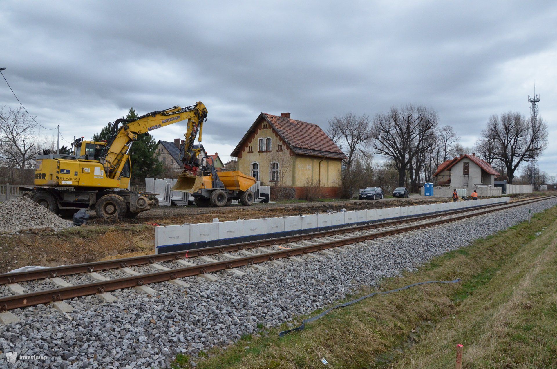 Na trasie Wrocław – Świdnica trwa budowa nowego przystanku kolejowego 