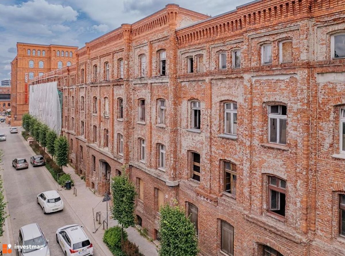 Zdjęcie Remont famuły, ul. Ogrodowa 24 fot. Orzech 
