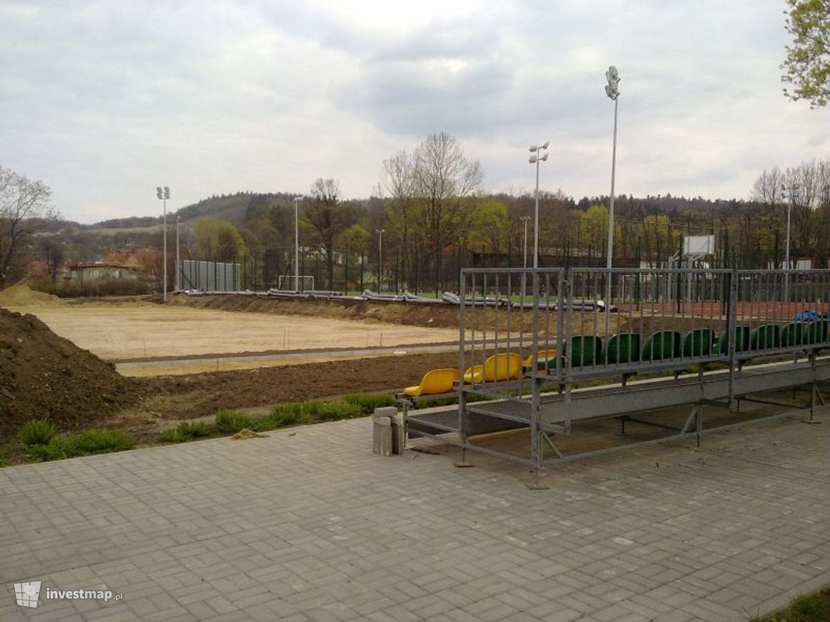 Zdjęcie [Szczawno-Zdrój] Przebudowa stadionu MKS na kompleks sportowo-rekreacyjny fot. kn11 