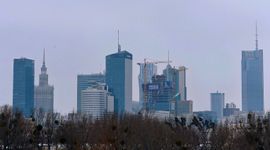 Warszawa: Upper One ze 131,5-metrowym wieżowcem pnie się do góry [FILMY+ZDJĘCIA]