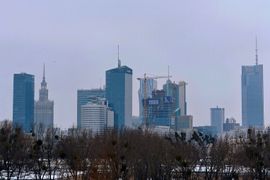 Warszawa: Upper One ze 131,5-metrowym wieżowcem pnie się do góry [FILMY+ZDJĘCIA]