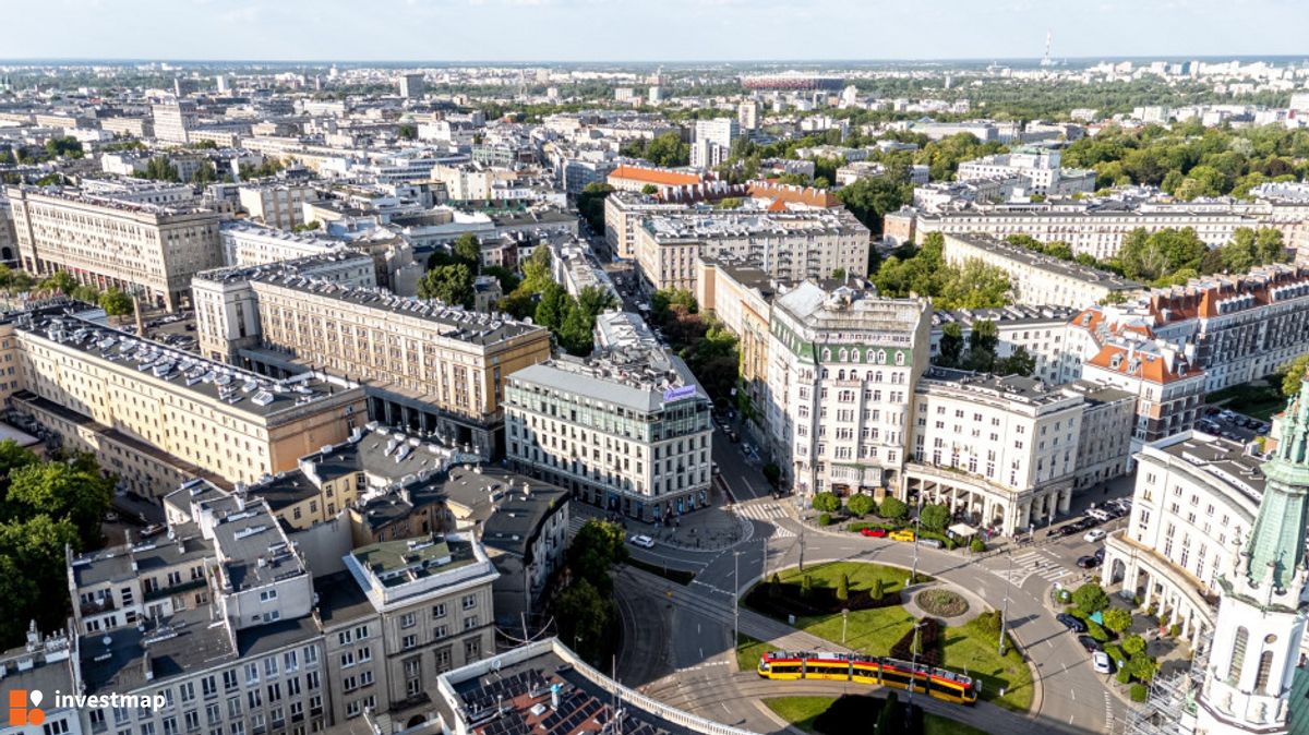 Zdjęcie Renaissance Building fot. Orzech 