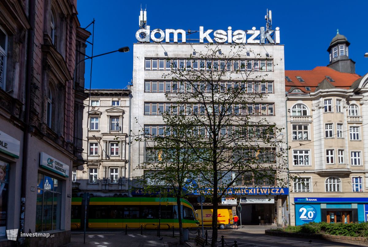 Zdjęcie [Poznań] Dom Książki fot. Jakub Zazula 