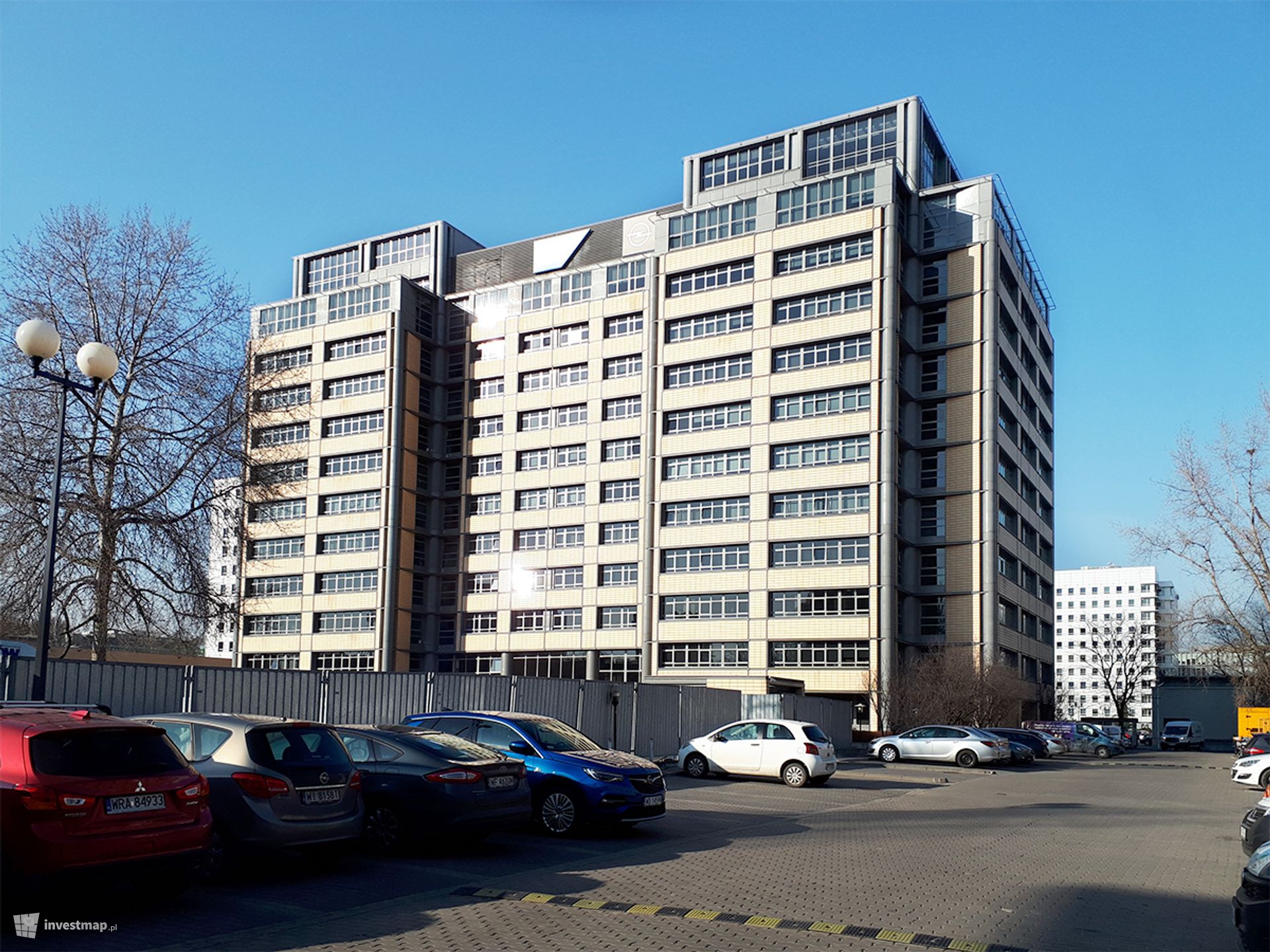 Polski oddział hiszpańskiej firmy Aldesa z nowym biurem w kompleksie myhive Mokotów