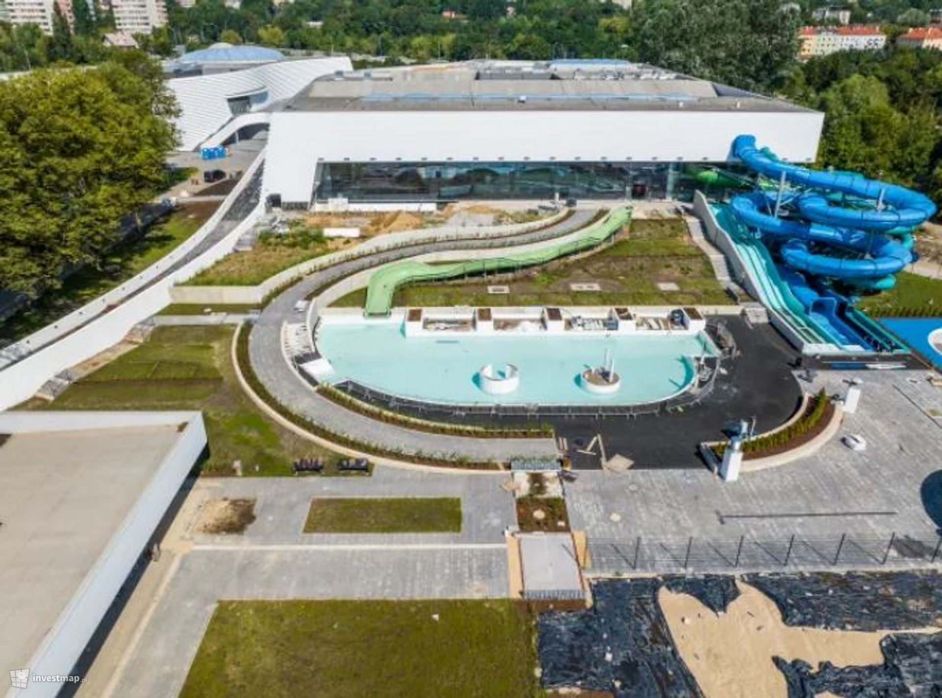 Budowa Fabryki Wody w Szczecinie, najnowocześniejszego kompleksu basenowo-edukacyjnego w Polsce dobiega końca 