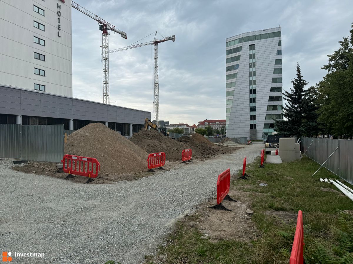 Zdjęcie Powstańców 7D fot. Jan Augustynowski