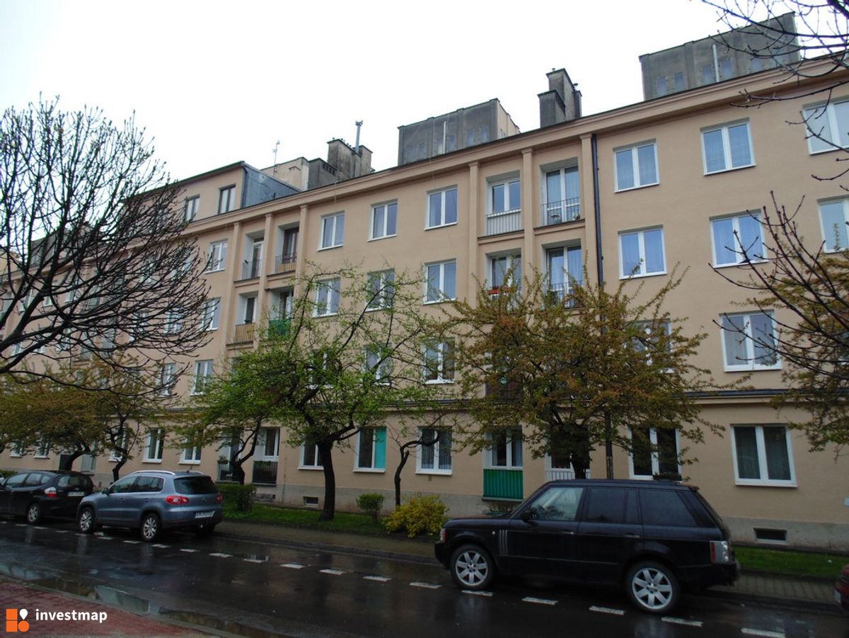Zdjęcie [Kraków] Remont elewacji, ul. Kielecka 9 fot. Damian Daraż 