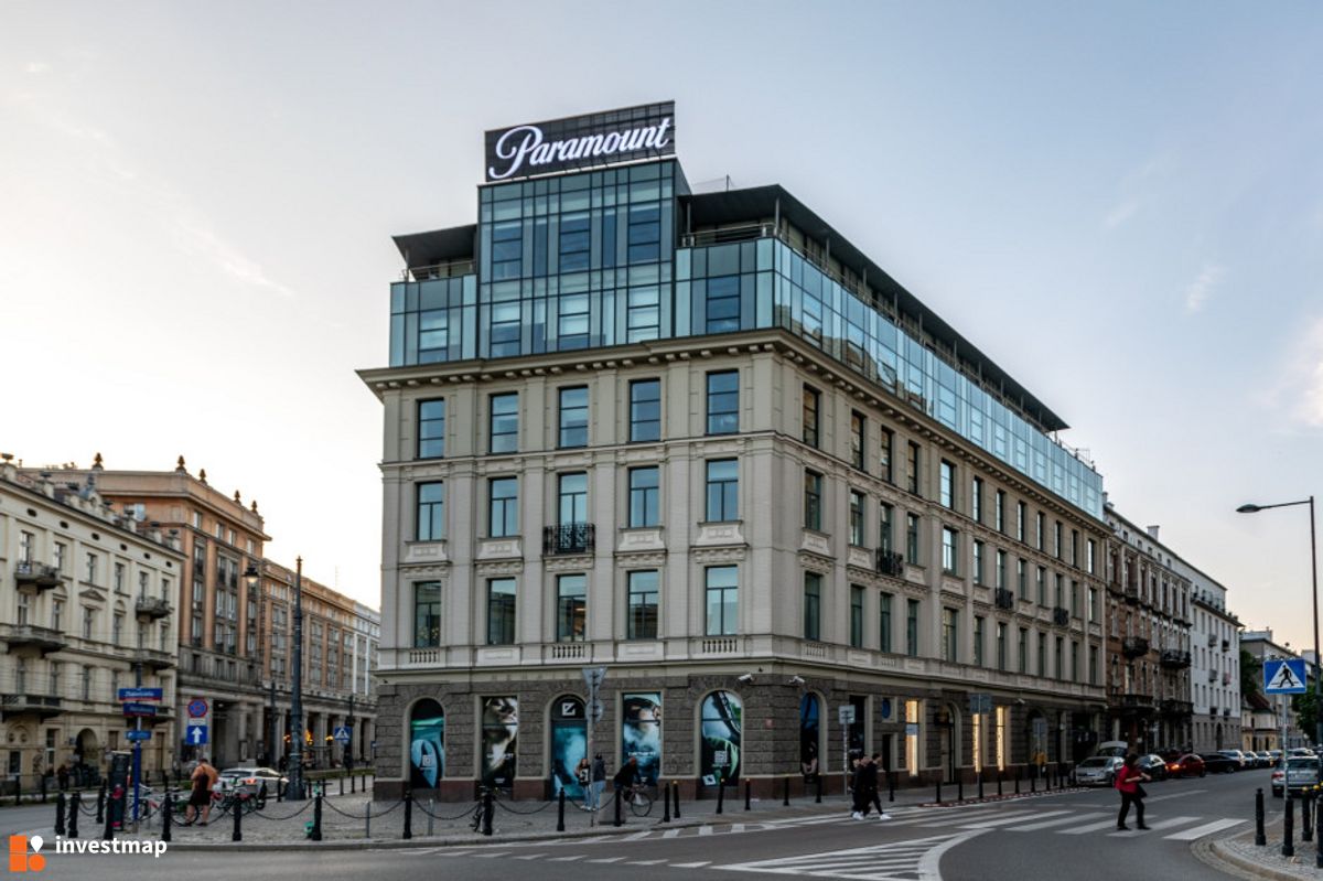 Zdjęcie Renaissance Building fot. Orzech 