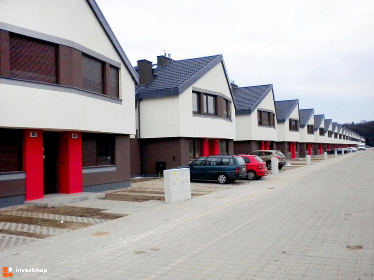 Zdjęcie [Wrocław] Osiedle domów jednorodzinnych "Willa ToTu!" fot. Jan Hawełko 