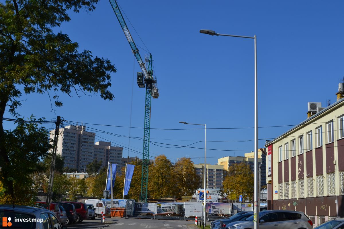 Zdjęcie [Warszawa] Budynek wielorodzinny "Villa Boheme" fot. Jan Augustynowski