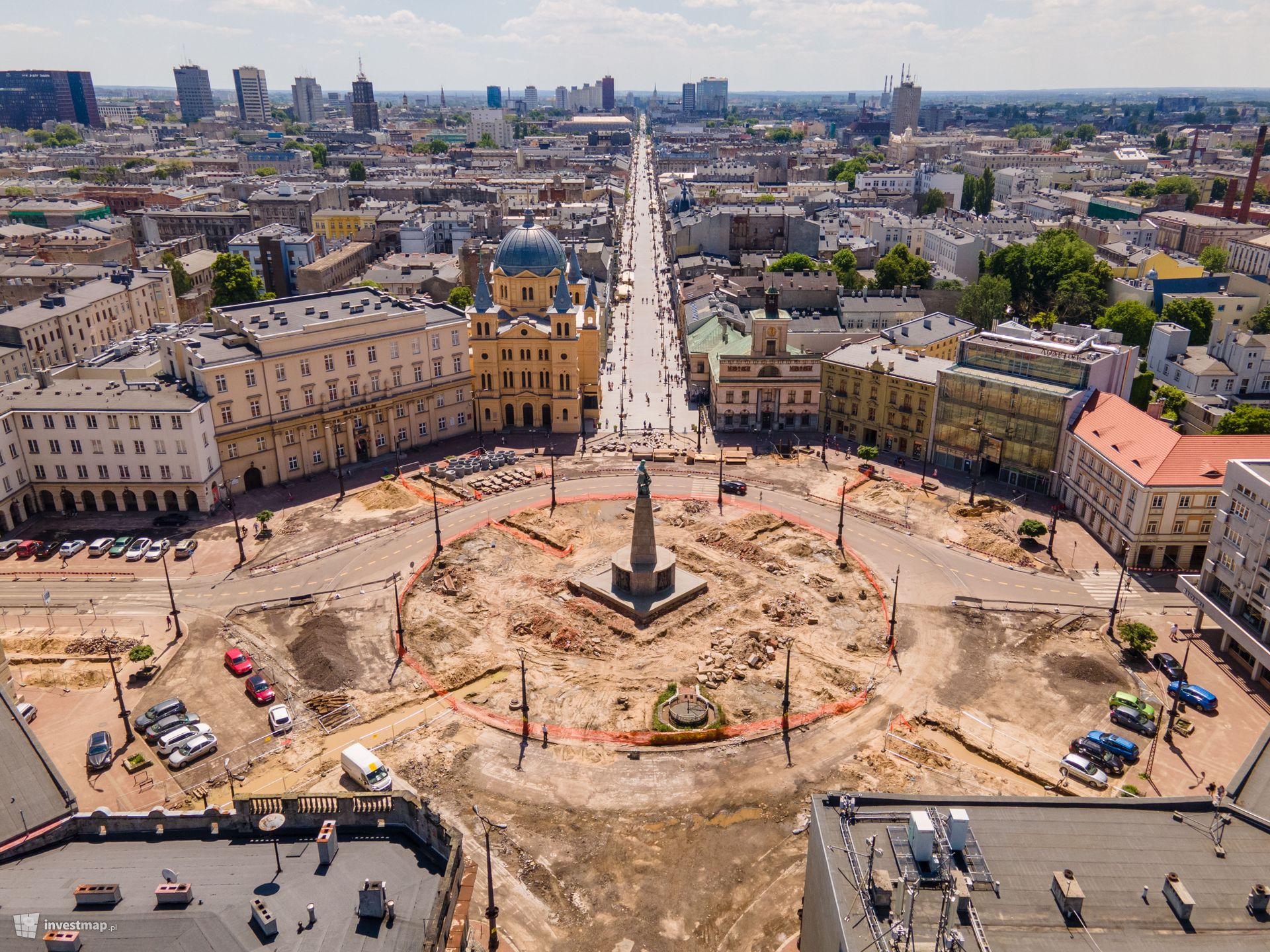 W Łodzi postępują prace przy przebudowie Placu Wolności 