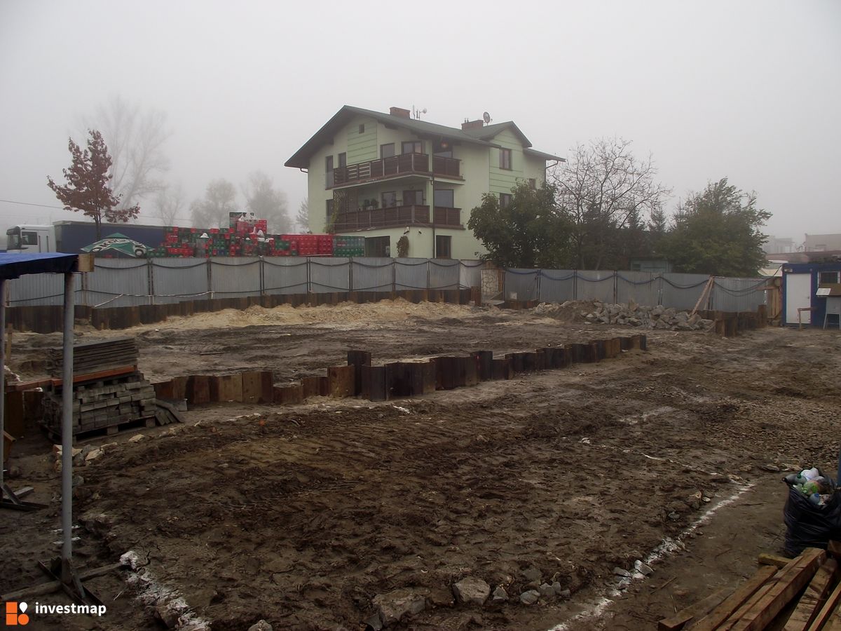 Zdjęcie [Kraków] Budynek Biurowo - Usługowy z garażem podziemnym, KRAKÓW, ul. Balicka fot. Damian Daraż 