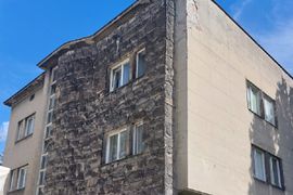 Remont kamienicy przy ul. Francuskiej 38 w Warszawie odkrywa piękno stylu [ZDJĘCIA]