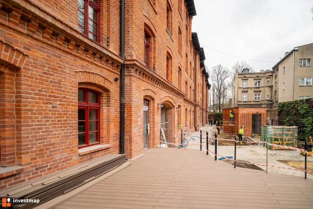 Zdjęcie Remont famuły, ul. Ogrodowa 24 fot. Wojciech Jenda