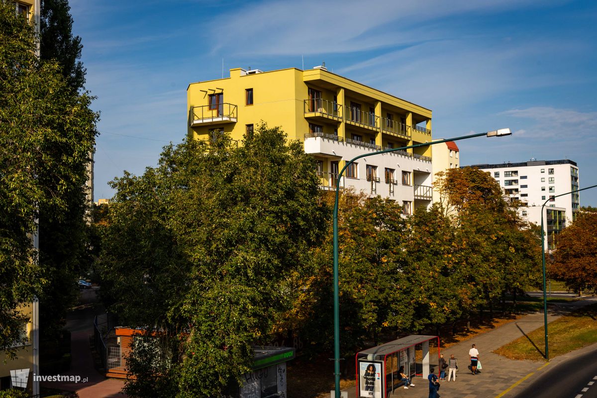 Zdjęcie [Warszawa] Budynek wielorodzinny "Ostrobramska 130" fot. Jakub Zazula 