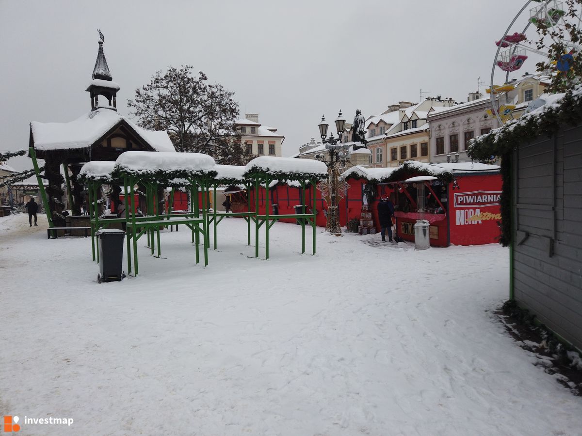 Zdjęcie Rynek Rzeszowski fot. Damian Daraż 