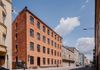 W zrewitalizowanym budynku dawnej tkalni Józefa Frenkla powstał aparthotel [ZDJĘCIA]