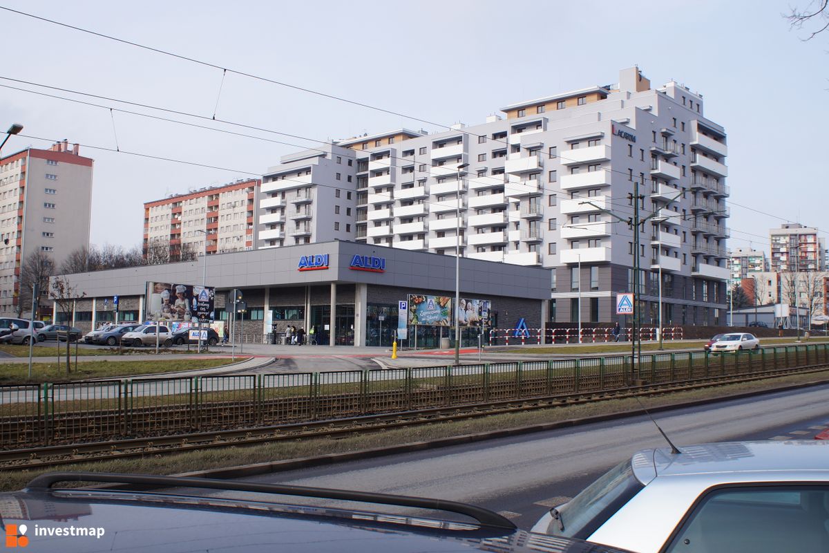 Zdjęcie Budynek mieszkalny, ul. Urbanowicza fot. Damian Daraż 