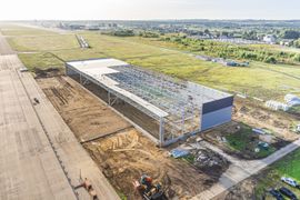 Na lotnisku Katowice-Pyrzowice powstaje hangar General Aviation [ZDJĘCIA]