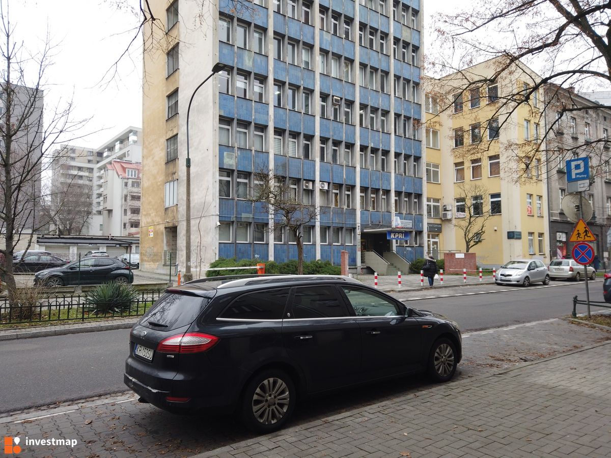 Zdjęcie Biurowiec, ul. Mazowiecka 25 fot. Damian Daraż 
