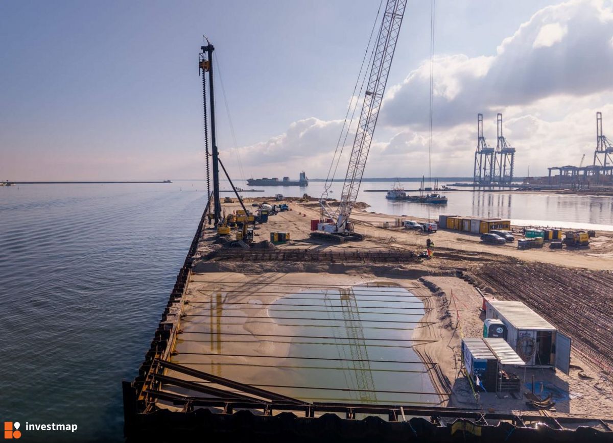 Zdjęcie Terminal Kontenerowy Baltic Hub Gdańsk fot. Orzech 