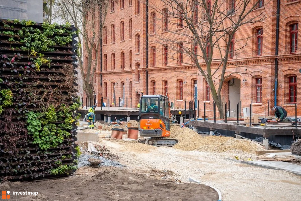 Zdjęcie Remont famuły, ul. Ogrodowa 24 fot. Wojciech Jenda