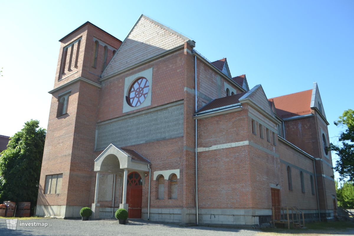 Zdjęcie [Wrocław] Kościół pw. Ojca PIO fot. Jan Augustynowski