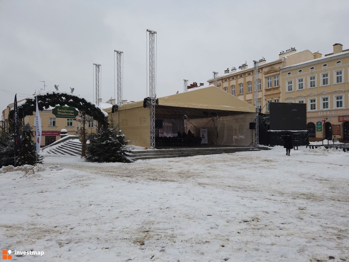 Zdjęcie Rynek Rzeszowski fot. Damian Daraż 